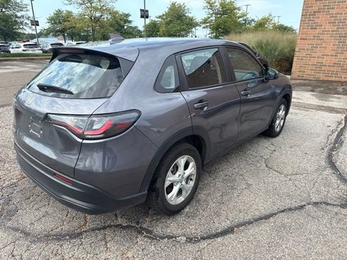 Used 2024 Honda HR-V LX image 3