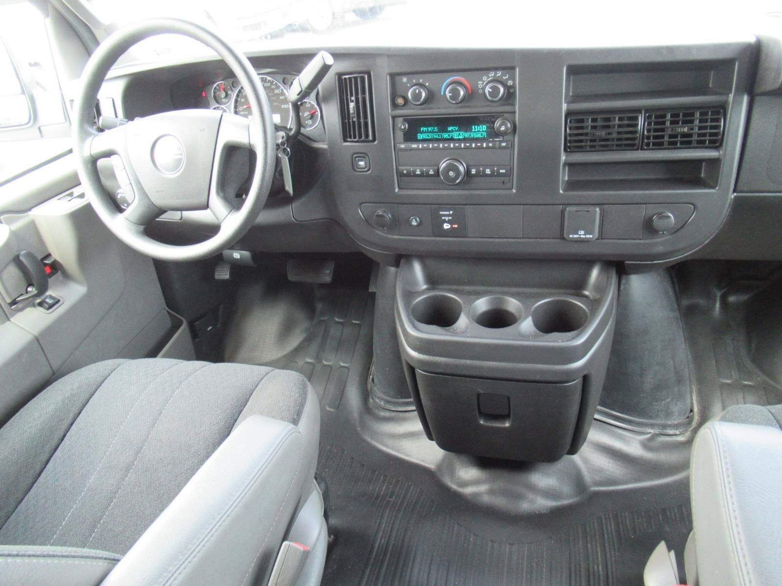 Used 2025 GMC Savana 2500 w/ Driver Convenience Package RWD image 18