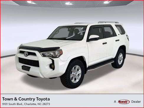 Used 2016 Toyota 4Runner SR5 RWD image 1
