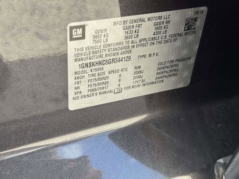 Used 2016 Chevrolet Suburban LT AWD/4WD image 16