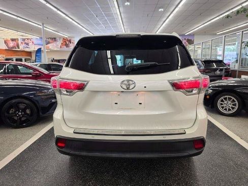 Used 2014 Toyota Highlander Limited FWD image 5