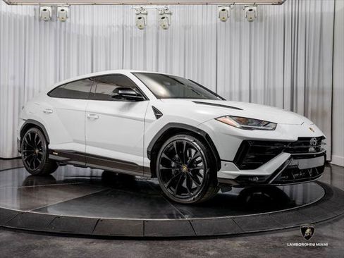 Used 2023 Lamborghini Urus S AWD/4WD image 18