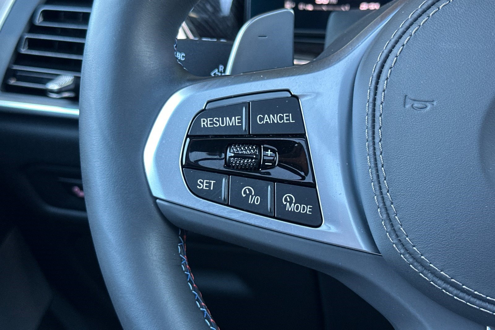 Used 2026 BMW X5 M60i AWD/4WD image 31