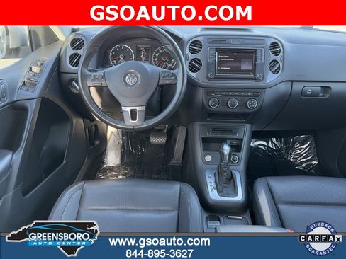 Used 2017 Volkswagen Tiguan S image 10