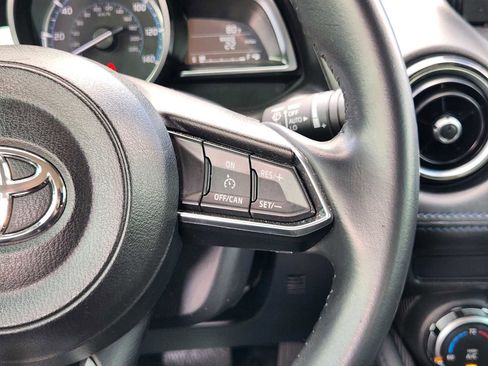 Used 2019 Toyota Yaris XLE FWD image 28