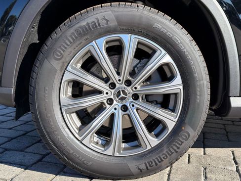 New 2026 Mercedes-Benz GLC 300 GLC 300 image 12