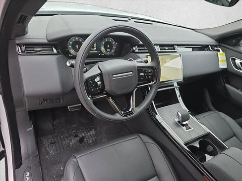 New 2026 Land Rover Range Rover Velar Dynamic SE image 16
