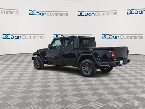 New 2026 Jeep Gladiator Sport image 6
