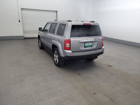 Used 2017 Jeep Patriot High Altitude AWD/4WD image 5