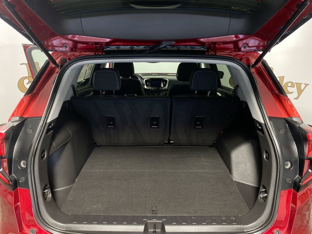 Certified 2023 GMC Terrain SLE w/ Driver Convenience Package FWD image 22