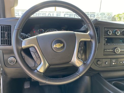 Used 2019 Chevrolet Express 2500 w/ Driver Convenience Package RWD image 17