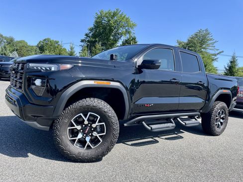 Used 2024 GMC Canyon AT4X AWD/4WD image 35