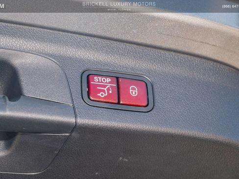 Used 2020 Mercedes-Benz GLE 350 image 17
