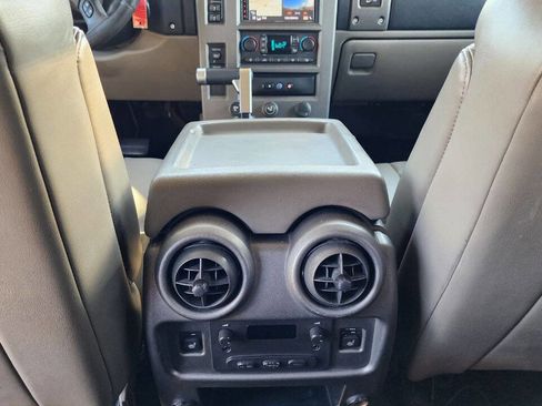 Used 2003 HUMMER H2 w/ Preferred Equipment Group image 27
