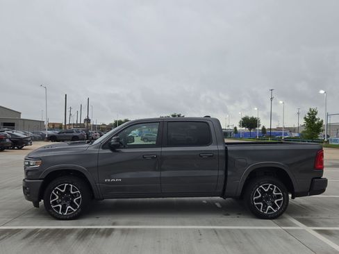 Used 2025 RAM 1500 Laramie w/ Sport Appearance Package AWD/4WD image 7