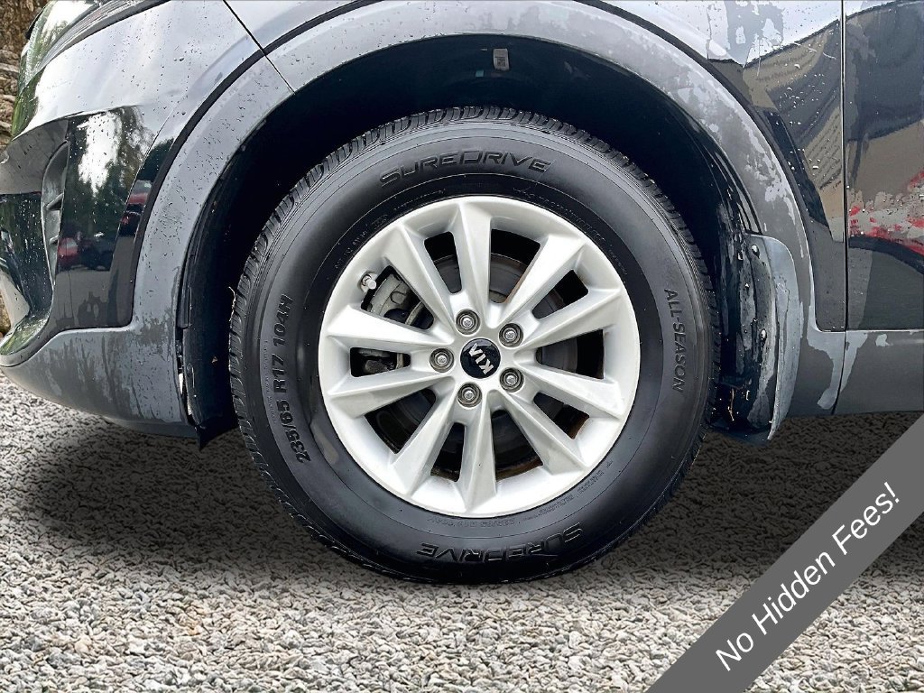 Used 2019 Kia Sorento L FWD image 7