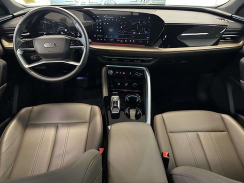 Used 2025 Audi Q5 Premium Plus w/ Premium Plus AWD/4WD image 15