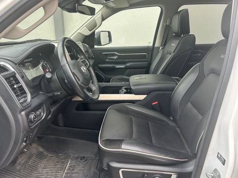 Used 2022 RAM 1500 Laramie w/ Laramie Southwest Edition image 14