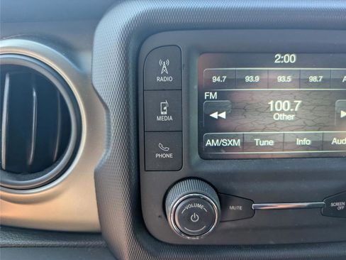 Used 2018 Jeep Wrangler Unlimited Sport S image 15