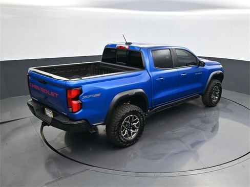Used 2024 Chevrolet Colorado ZR2 w/ ZR2 Convenience Package III image 17