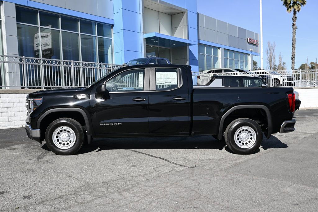 Used 2026 GMC Sierra 1500 Pro RWD image 8