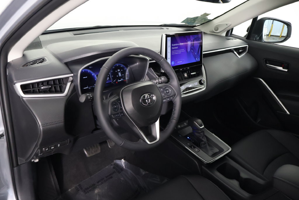 Used 2026 Toyota Corolla Cross XLE w/ Convenience Package AWD/4WD image 7