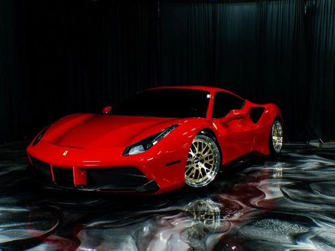 Used 2016 Ferrari 488 GTB RWD image 2