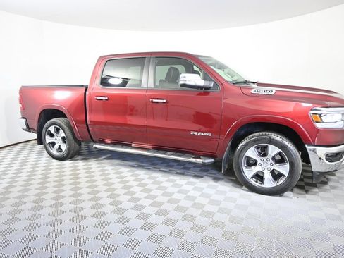 Used 2019 RAM 1500 Laramie AWD/4WD image 9