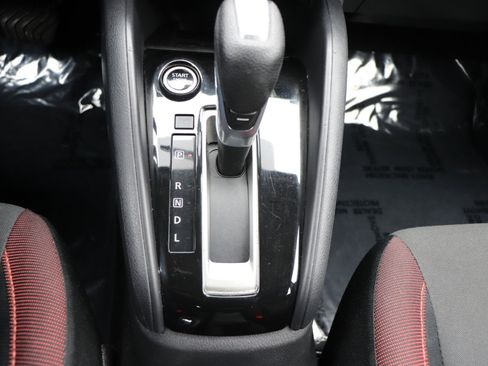 Used 2024 Nissan Versa SR image 35