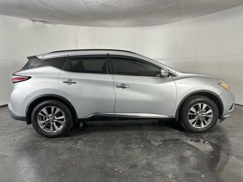 Used 2017 Nissan Murano SV image 13