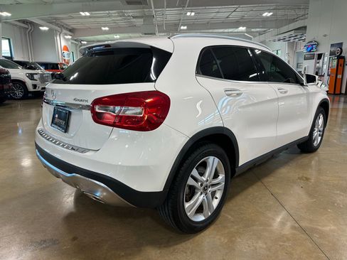 Used 2019 Mercedes-Benz GLA 250 4MATIC image 8