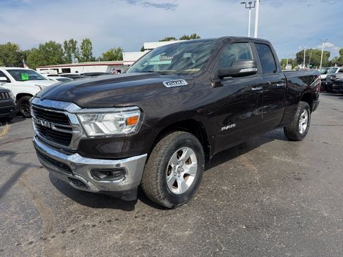 Used 2019 RAM 1500 Big Horn AWD/4WD image 1