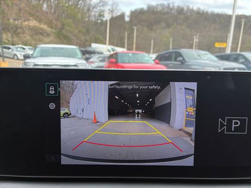 Used 2025 Kia K4 LXS image 23