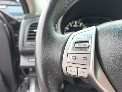 Used 2015 Nissan Altima 2.5 SV image 16