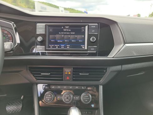 Used 2021 Volkswagen Jetta R-Line FWD image 25