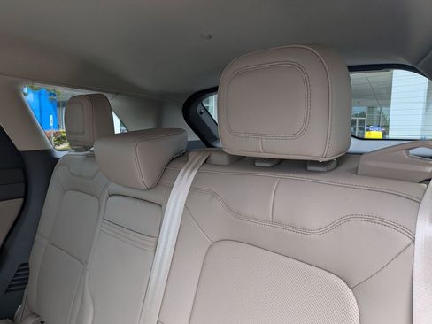 Used 2023 Lincoln Corsair Reserve AWD/4WD image 28