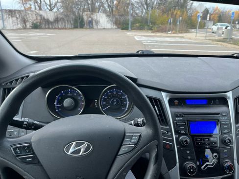 Used 2013 Hyundai Sonata GLS w/ Popular Equipment Pkg image 8
