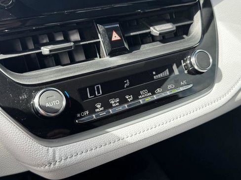 Certified 2023 Toyota Corolla SE FWD image 19