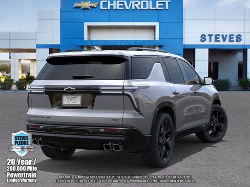 New 2026 Chevrolet Traverse RS image 4