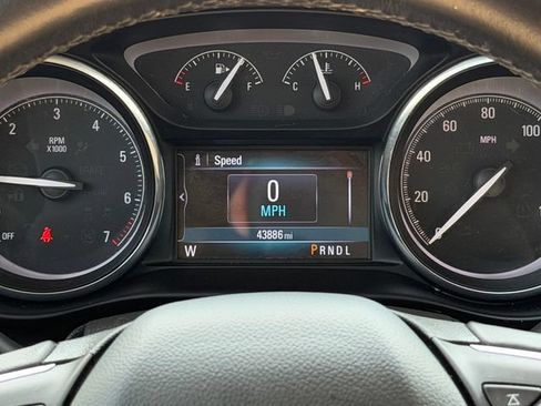 Used 2020 Buick Envision Preferred FWD image 29