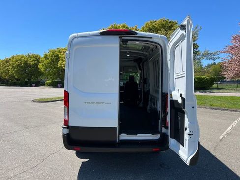 Used 2025 Ford Transit 250 148 Medium Roof RWD image 25