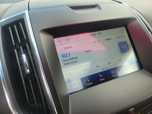 Used 2019 Ford Edge ST w/ Cold Weather Package image 11