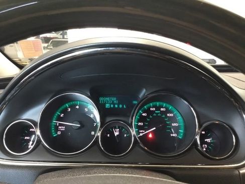 Used 2017 Buick Enclave Premium image 29