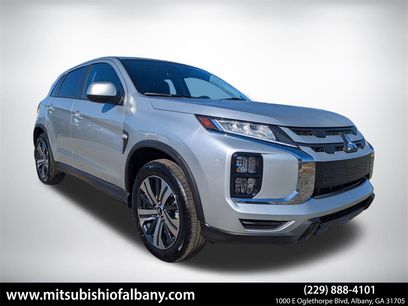 New 2025 Mitsubishi Outlander Sport ES