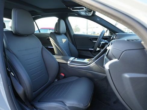 Used 2026 Mercedes-Benz C 300 4MATIC Sedan image 38