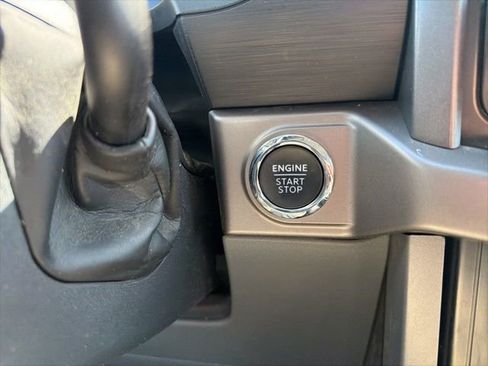 Used 2024 Ford F150 XLT w/ Equipment Group 302A MID AWD/4WD image 43
