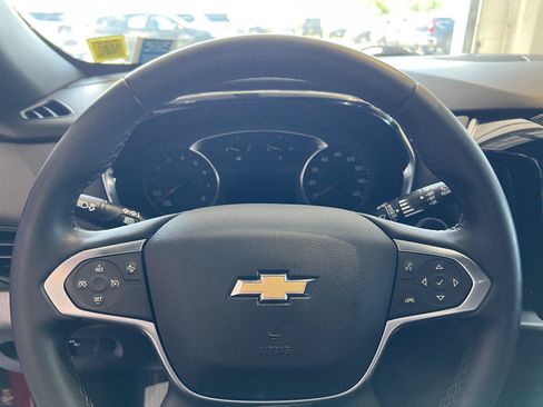 Used 2023 Chevrolet Traverse LT AWD/4WD image 37