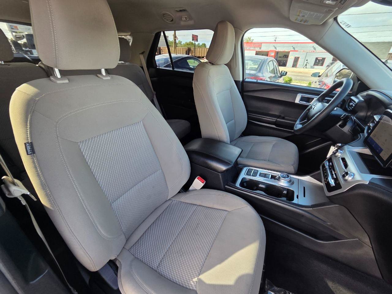 Used 2021 Ford Explorer 2WD image 17