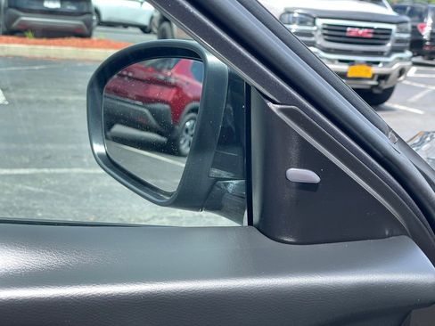 Certified 2025 Nissan Altima 2.5 SR AWD/4WD image 18