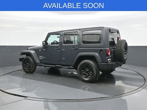 Used 2017 Jeep Wrangler Unlimited Sport w/ Connectivity Group AWD/4WD image 5